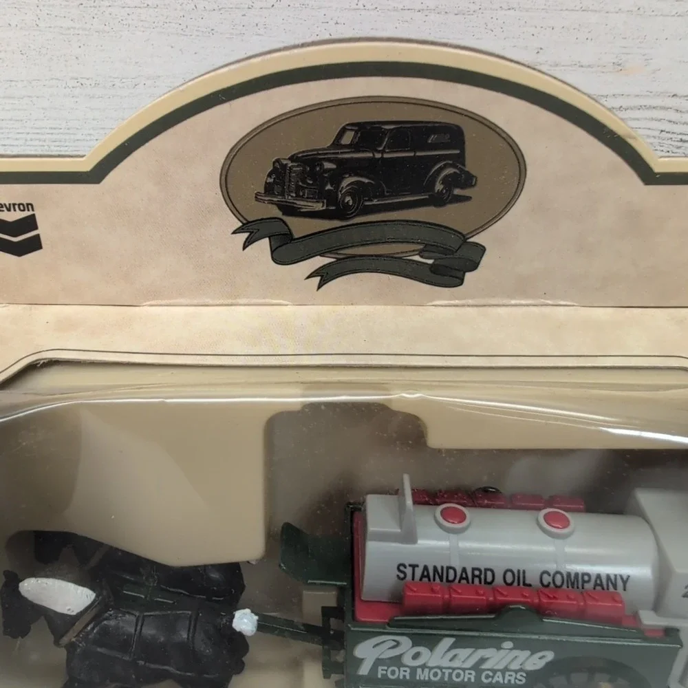 Standard Oil Company VINTAGE Polarine Motor Cars Horse Drawn Wagon Chevron No. 9